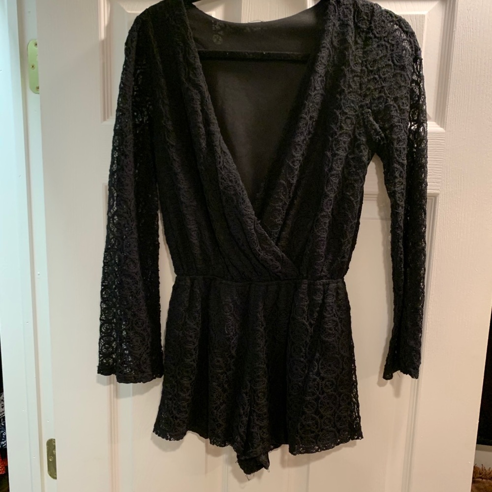 Black Lace Crossover long Sleeve Romper